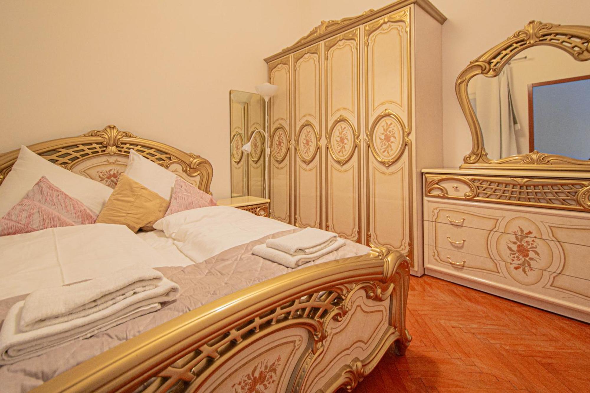 The Grand Royal 3bdr Heart Of Old Town